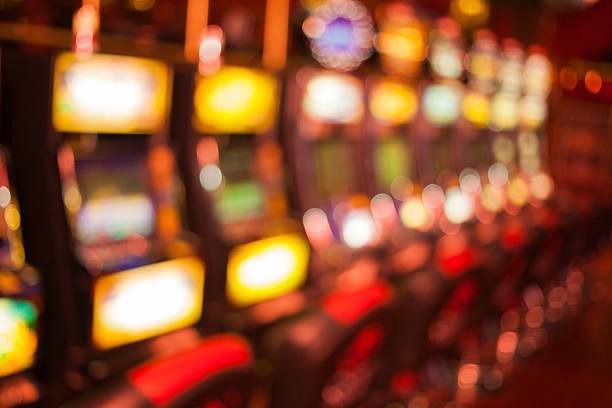 Slot game interface showing Aviator and Sweet Bonanza on link toto12